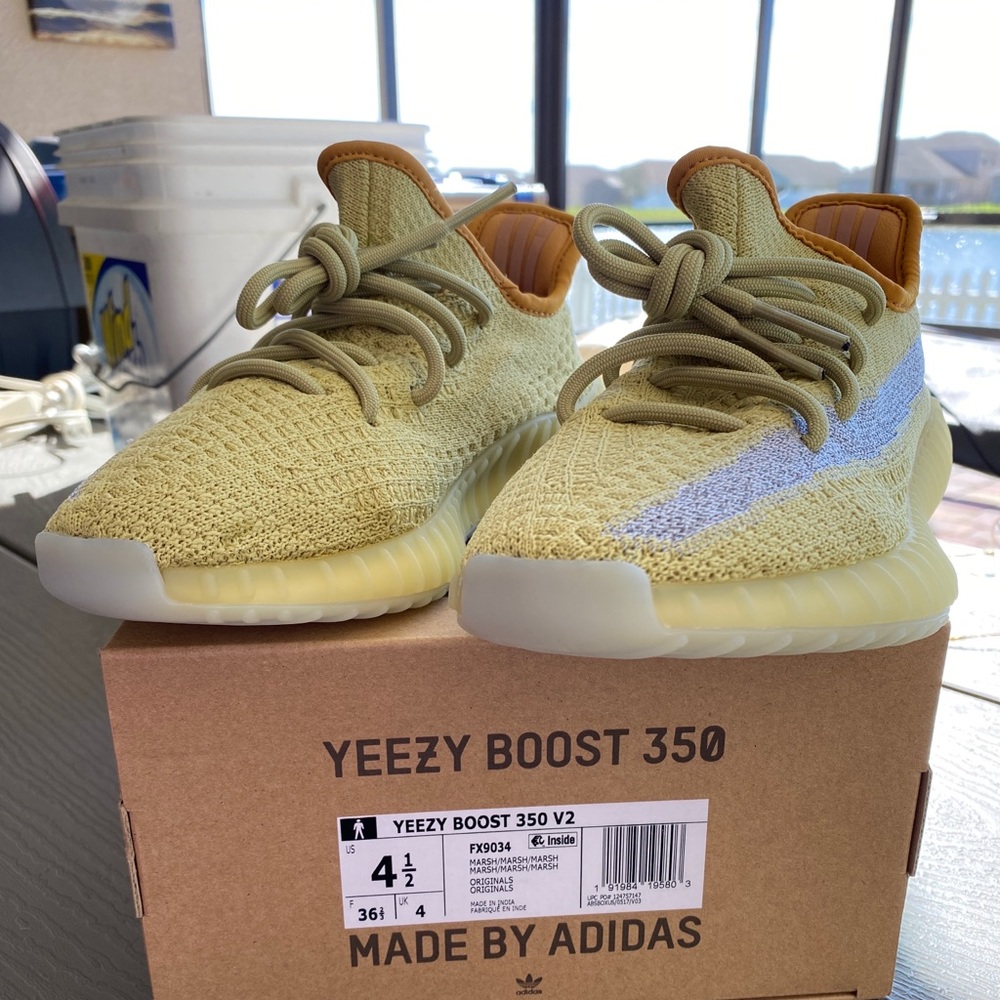 Yeezy Marsh 350 V2